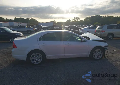 2011 Ford Fusion Se z USA, uszkodzony, nr VIN 3FAHP0HAXBR158849